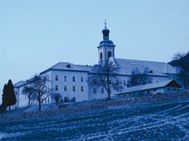 Benediktinerstift St. Georgenberg-Fiecht - Silberregion Karwendel - Bildung - Besinnung - Erholung