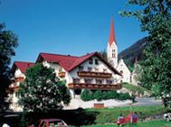Gasthof, Appartement Tirol: Sommerurlaub im Gasthof Bären im Naturpark Lechtal in Holzgau