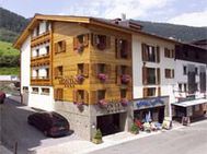Hotel Tirol: Sommerurlaub im Hotel Montana in St. Anton am Arlberg