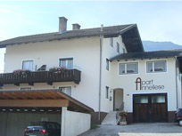 Zimmer - Privatzimmer - Appartement - Erste Ferienregion im Zillertal - Apart Anneliese - Fügen
