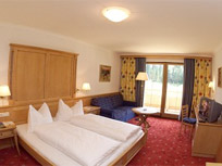 Hotel - Appartement - Reiturlaub Tirol - Landhotel Strasserwirt - Pillerseetal
