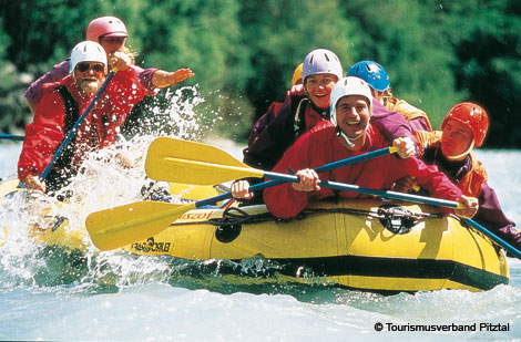 Rafting im Wildwasser im Pitztal: Urlaub im Hotel