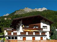 Pension - Zimmer - Privatzimmer - St. Anton am Arlberg - Pension Alpenflora - Flirsch